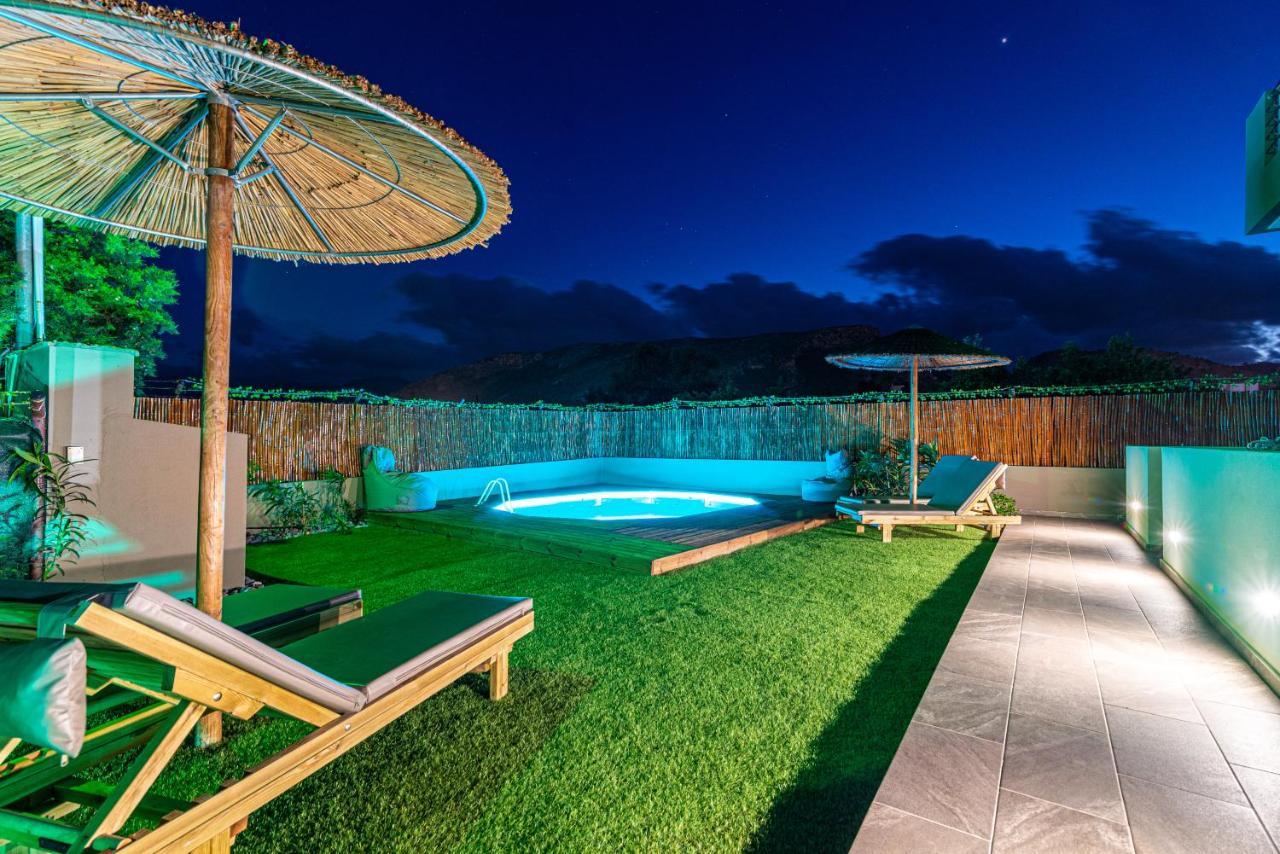 Modern House With Pool Near Beach Gazi Εξωτερικό φωτογραφία